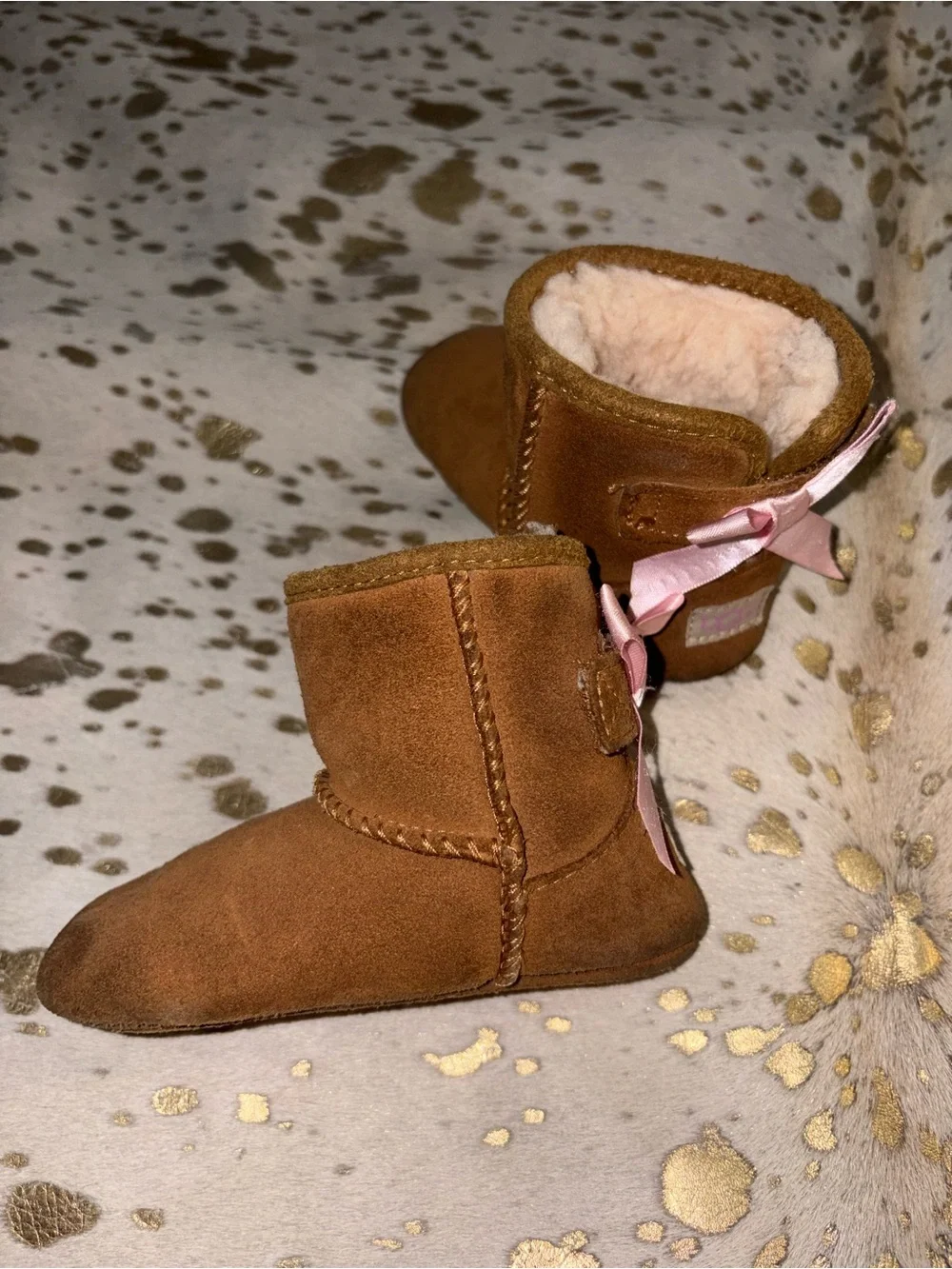 Uggs Kids Cozy Shearling-Lined Brown Booties
